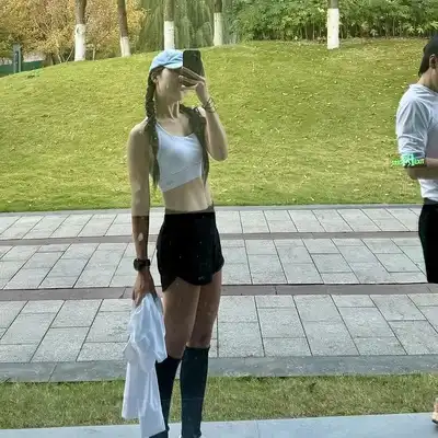 韦雅